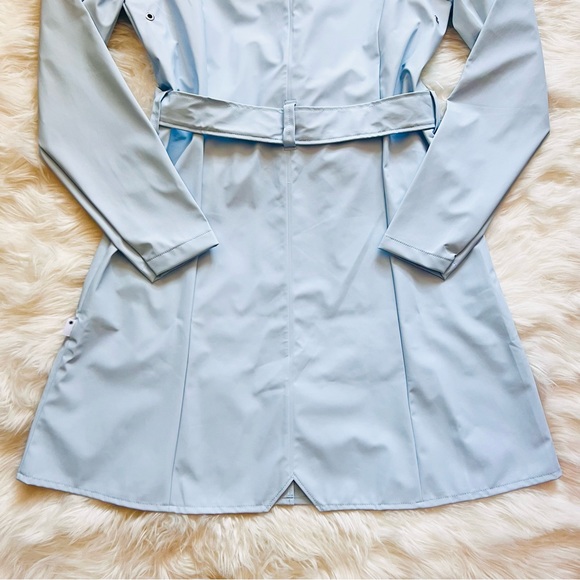 New! RAINS Curve W Waterproof Rain Jacket Raincoat - Picture 12 of 14